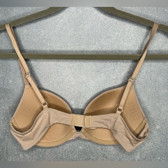 GapBody Favorite UpLift Bra - Size 34B - Picture 2 of 4
